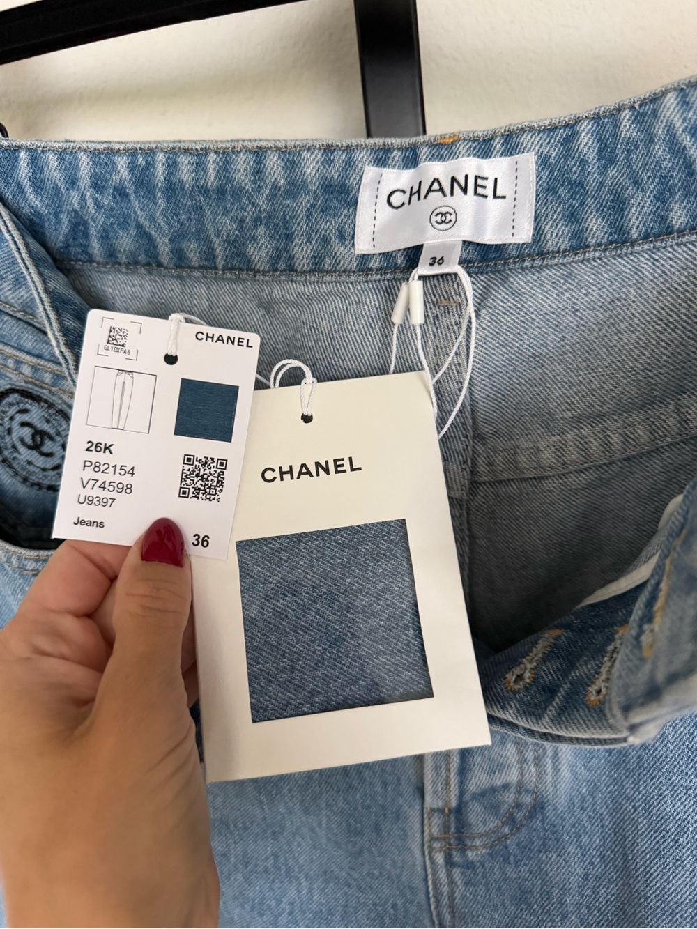 CHANEL 26k Denim Jeans size 36 - Picture 7 of 8